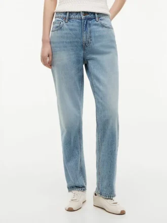 Jeans clássicos de cintura alta