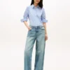 Jeans de cintura alta e perna larga Jeans de cintura alta e perna larga