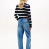 Jeans de cintura média com padrão em toda a peça