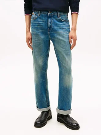 Jeans descontraídos com fivela