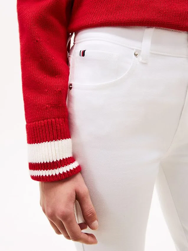 Jeans elásticos de cintura média e perna larga Jeans elásticos de cintura média e perna larga