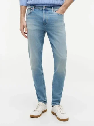 Jeans justos desbotados