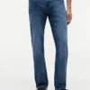 Jeans justos elásticos Jeans justos elásticos