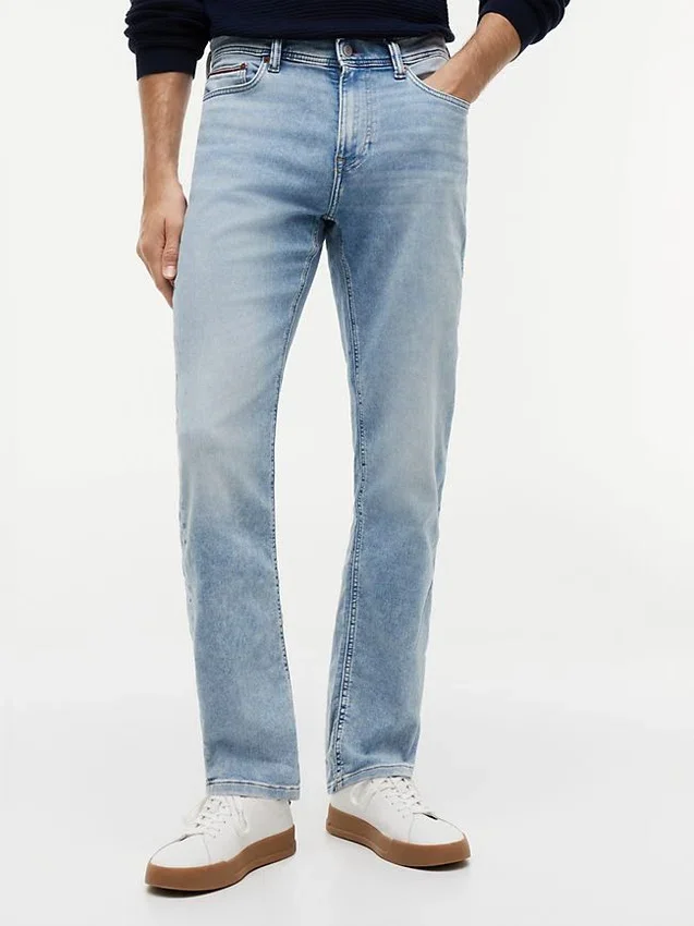 Jeans justos elásticos Jeans justos elásticos