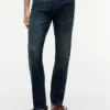 Jeans justos elásticos e leves Jeans justos elásticos e leves
