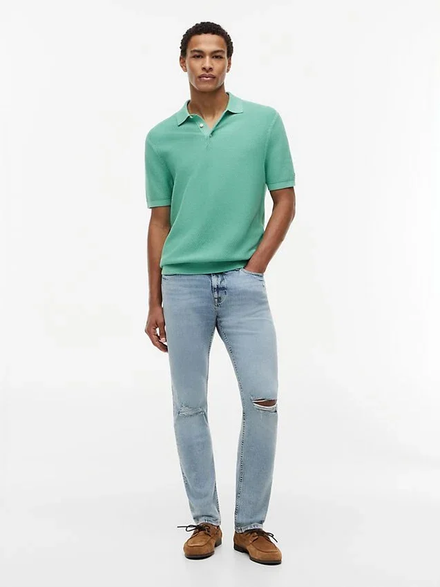 Jeans justos elásticos e leves Jeans justos elásticos e leves