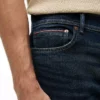Jeans justos elásticos e leves Jeans justos elásticos e leves