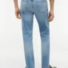 Jeans justos elásticos e leves Jeans justos elásticos e leves