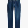 Jeans justos elásticos e leves Jeans justos elásticos e leves