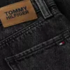 Jeans largos com estampado graffiti Hilfiger para criança