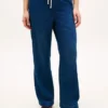 Jeans leves de perna larga Jeans leves de perna larga