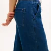 Jeans leves de perna larga Jeans leves de perna larga