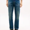 Jeans retos regulares Jeans retos regulares