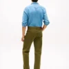 Jeans retos regulares tingidos na peça Jeans retos regulares tingidos na peça