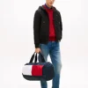 Mala de viagem com logótipo de bandeira em blocos de cor Mala de viagem com logótipo de bandeira em blocos de cor