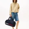Mala de viagem com logótipo de riscas Mala de viagem com logótipo de riscas