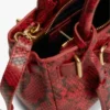 Micro-bolsa em pele com relevo de pele de cobra Micro-bolsa em pele com relevo de pele de cobra
