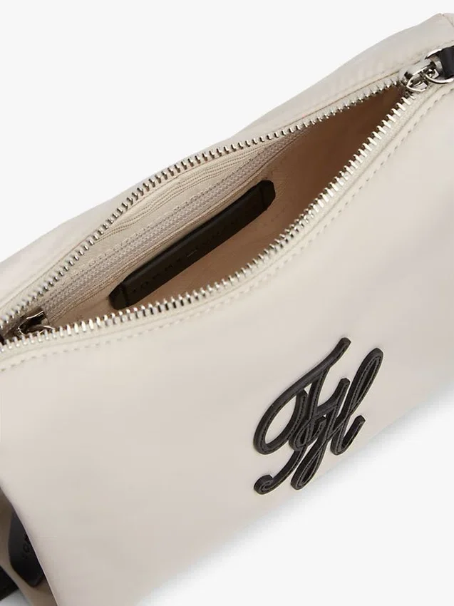 Mini-bolsa com monograma em script repelente à água Mini-bolsa com monograma em script repelente à água