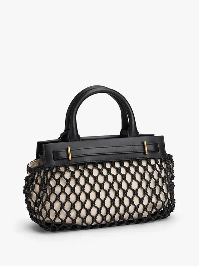 Mini-bolsa de couro com macramé Mini-bolsa de couro com macramé