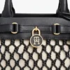 Mini-bolsa de couro com macramé Mini-bolsa de couro com macramé