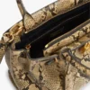 Mini-bolsa em pele com relevo de pele de cobra Mini-bolsa em pele com relevo de pele de cobra