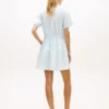 Mini-vestido de linho