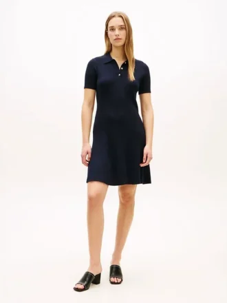Mini-vestido polo em malha canelada com botões dourados