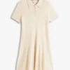 Mini-vestido polo em malha canelada com botões dourados Mini-vestido polo em malha canelada com botões dourados