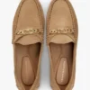 Mocassins de camurça com elos de corrente Mocassins de camurça com elos de corrente