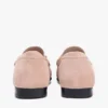 Mocassins de camurça com elos de corrente Mocassins de camurça com elos de corrente