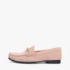Mocassins de camurça com elos de corrente Mocassins de camurça com elos de corrente
