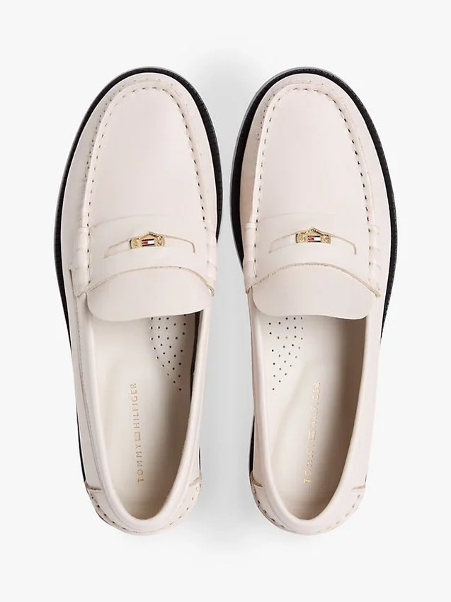 Mocassins de couro liso Mocassins de couro liso