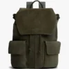 Mochila com aba em camurça