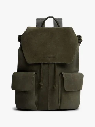 Mochila com aba em camurça