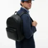 Mochila com logótipo de bandeira em toda a superfície