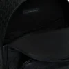 Mochila com logótipo de bandeira em toda a superfície