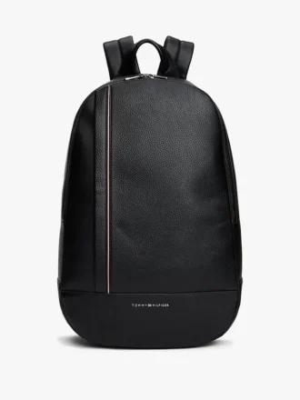 Mochila com riscas do logótipo e acabamento granulado
