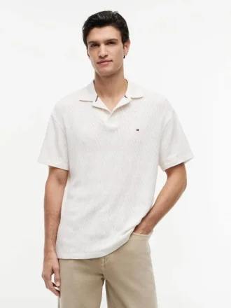 Polo clássico em jacquard texturado