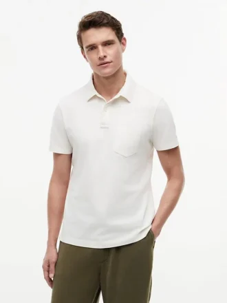 Polo com bolso em jersey de corte regular
