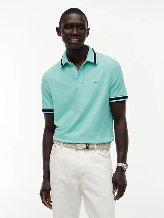 Polo com corte regular e detalhes em contraste Polo com corte regular e detalhes em contraste