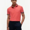 Polo com corte regular e detalhes em contraste Polo com corte regular e detalhes em contraste