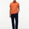 Polo com corte regular e detalhes em contraste Polo com corte regular e detalhes em contraste