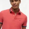Polo com corte regular e detalhes em contraste Polo com corte regular e detalhes em contraste