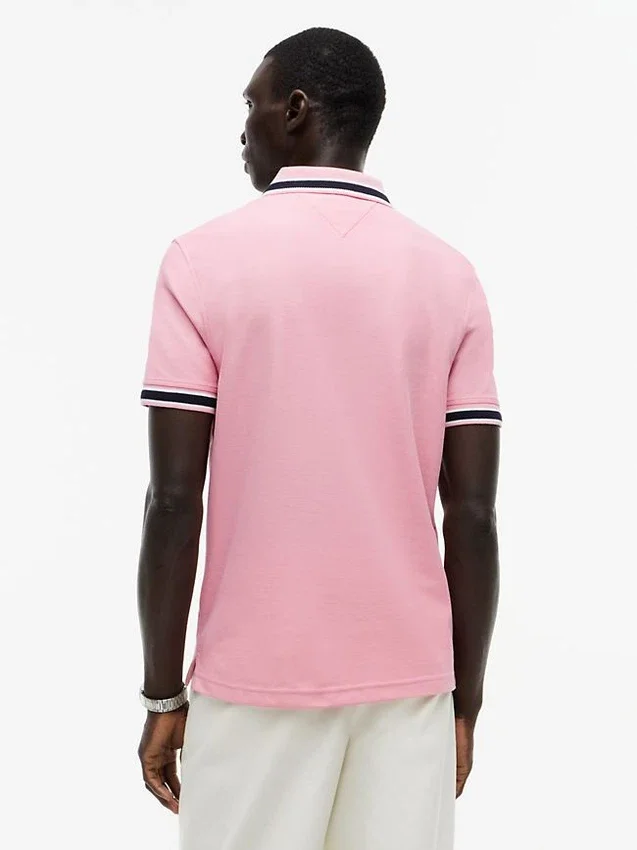 Polo com corte regular e detalhes em contraste Polo com corte regular e detalhes em contraste