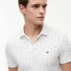 Polo com corte regular e estampado de âncoras Polo com corte regular e estampado de âncoras