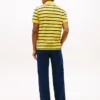 Polo com corte regular e riscas Polo com corte regular e riscas