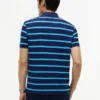 Polo com corte regular e riscas que absorve a humidade Polo com corte regular e riscas que absorve a humidade
