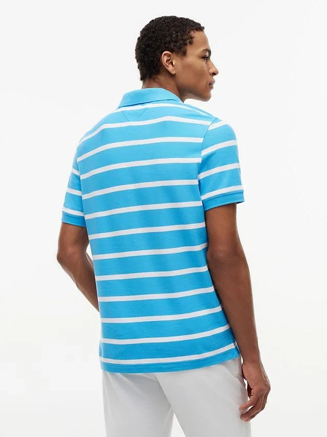 Polo com corte regular e riscas que absorve a humidade Polo com corte regular e riscas que absorve a humidade