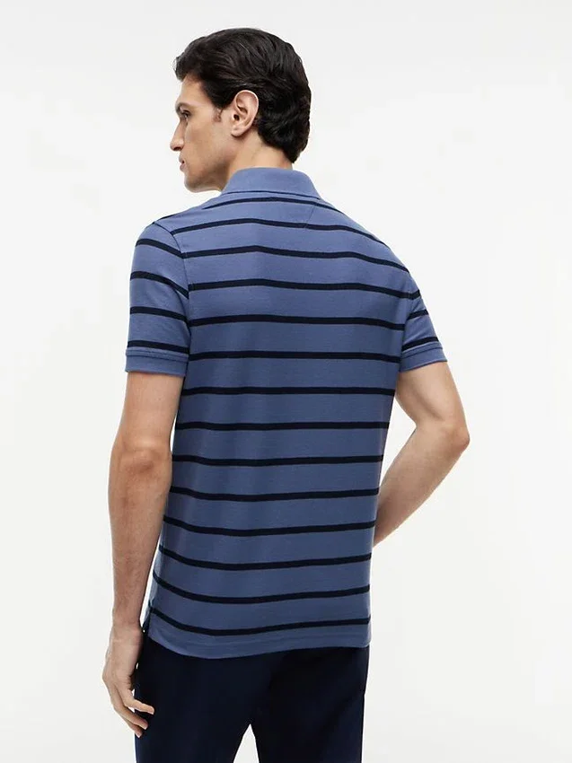 Polo com corte regular e riscas que absorve a humidade Polo com corte regular e riscas que absorve a humidade