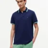 Polo com detalhes em contraste de corte regular Polo com detalhes em contraste de corte regular